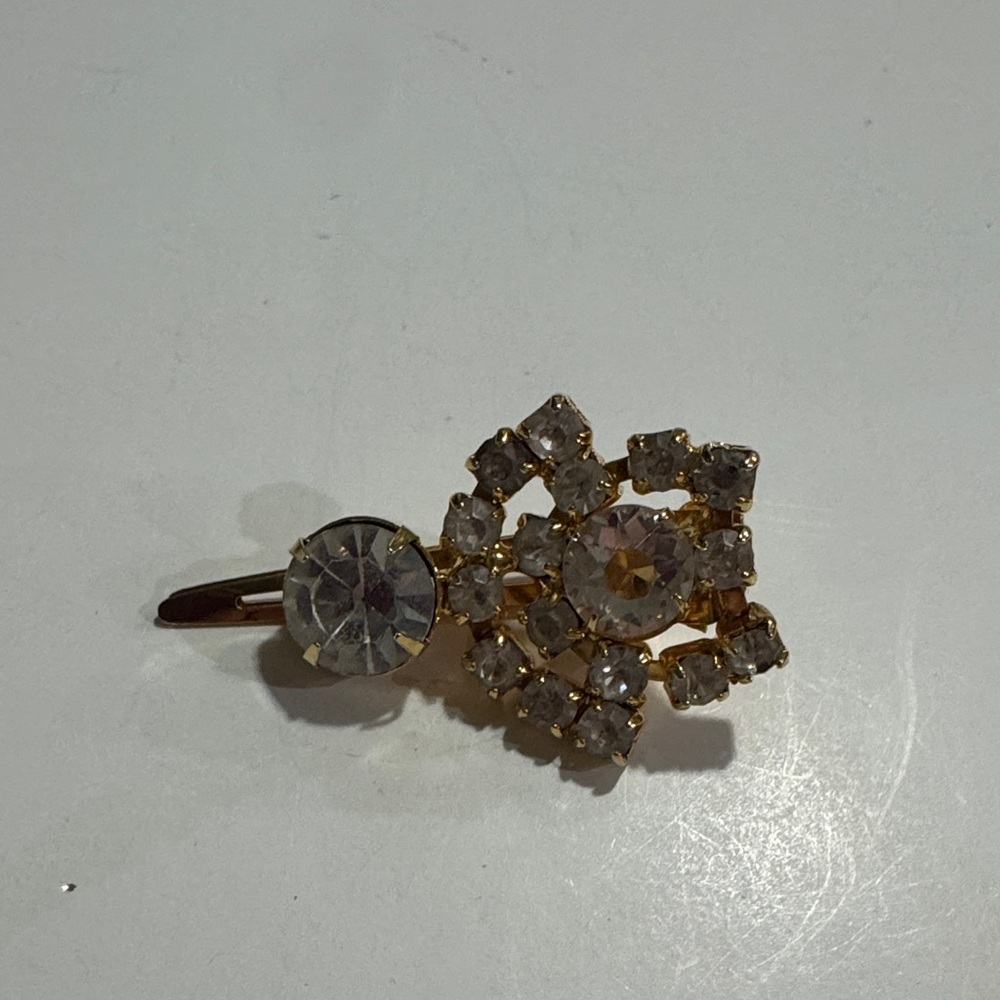 Vintage Continental Rhinestone Gold Tone Womens Clip